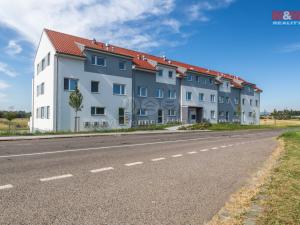 Prodej bytu 2+kk, Uherské Hradiště - Vésky, Na Dědině, 74 m2