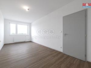 Prodej bytu 2+kk, Uherské Hradiště - Vésky, Na Dědině, 84 m2