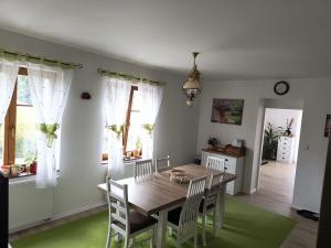 Pronájem bytu 3+kk, Liberec - Liberec XIII-Nové Pavlovice, Smetanova, 65 m2