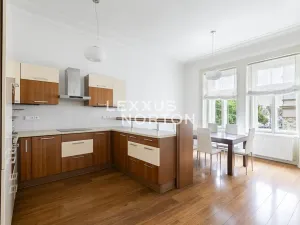 Pronájem bytu 4+1, Praha - Malá Strana, Zborovská, 154 m2