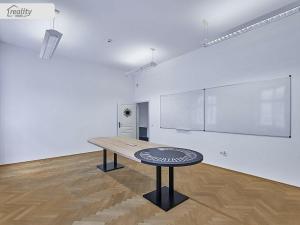 Pronájem kanceláře, Praha - Nové Město, Soukenická, 212 m2