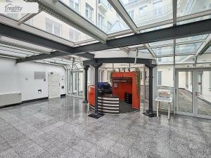 Pronájem kanceláře, Praha - Nové Město, Soukenická, 212 m2