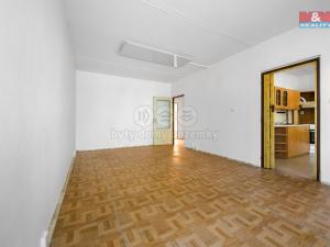 Prodej bytu 3+1, Strašice, 71 m2