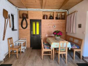 Prodej rodinného domu, Háje nad Jizerou, 236 m2