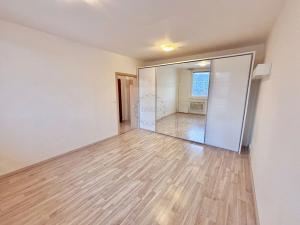 Pronájem bytu 1+1, Adamov, Sadová, 38 m2
