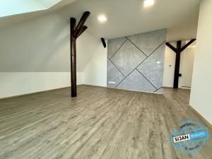 Pronájem bytu 2+kk, Opava, Čajkovského, 59 m2
