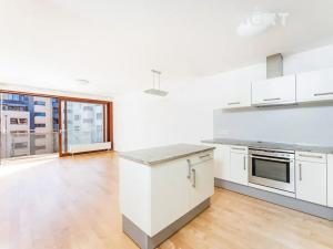 Prodej bytu 3+kk, Praha - Vysočany, Podnádražní, 102 m2