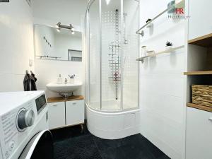 Prodej bytu 3+1, Praha - Chodov, Petýrkova, 69 m2