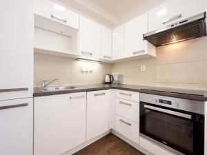 Pronájem bytu 2+kk, Brno, Bratislavská, 45 m2