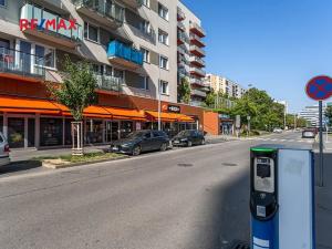 Pronájem bytu 1+kk, Praha - Stodůlky, Sluneční náměstí, 33 m2