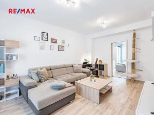Prodej bytu 2+kk, Praha - Hloubětín, Poděbradská, 51 m2