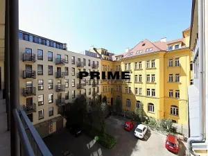 Pronájem kanceláře, Praha - Smíchov, Štefánikova, 129 m2