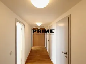 Pronájem bytu 3+1, Praha - Smíchov, Štefánikova, 129 m2