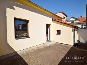 Pronájem kanceláře, Tábor, Dobrovského, 80 m2