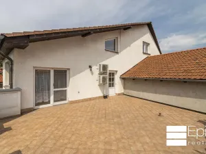 Prodej rodinného domu, Tišice, Okružní, 530 m2