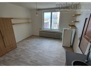 Pronájem bytu 1+kk, Praha - Holešovice, Tusarova, 30 m2