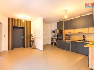 Prodej rodinného domu, Kropáčova Vrutice, 165 m2