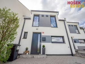 Prodej rodinného domu, Holubice, 93 m2