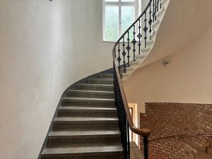 Pronájem bytu 1+1, Praha - Dejvice, Pod kaštany, 32 m2