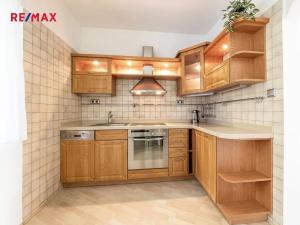 Pronájem bytu 3+1, Praha - Podolí, Jeremenkova, 80 m2