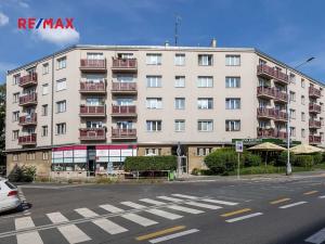 Pronájem bytu 3+1, Praha - Podolí, Jeremenkova, 80 m2
