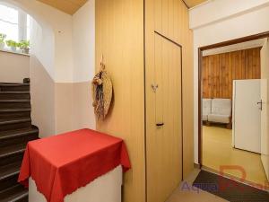 Pronájem bytu 1+1, Karlovy Vary, Sokolovská, 44 m2