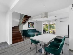 Prodej rodinného domu, Holubice, 93 m2