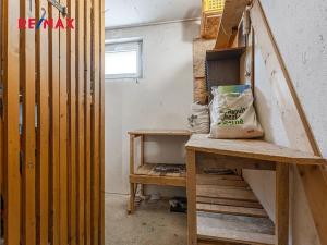 Prodej bytu 4+1, Chodová Planá, sídliště Lučina, 80 m2