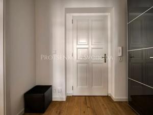 Prodej bytu 2+kk, Praha - Žižkov, U božích bojovníků, 50 m2