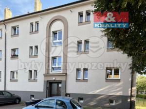 Prodej bytu 2+1, Pardubice, Dašická, 56 m2