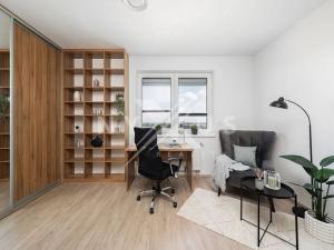 Prodej bytu 4+kk, Praha - Horní Měcholupy, Mantovská, 102 m2