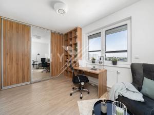 Prodej bytu 4+kk, Praha - Horní Měcholupy, Mantovská, 102 m2