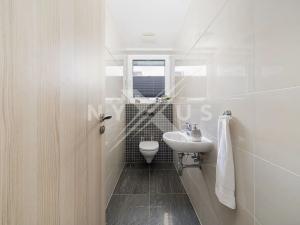 Prodej bytu 4+kk, Praha - Horní Měcholupy, Mantovská, 102 m2