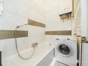 Pronájem bytu 2+kk, Praha - Vinohrady, náměstí Jiřího z Lobkovic, 48 m2
