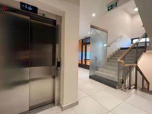 Pronájem bytu 1+kk, Praha - Střížkov, Makedonská, 42 m2