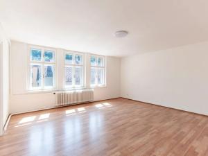 Prodej bytu 3+1, Úpice, Na Veselce, 80 m2