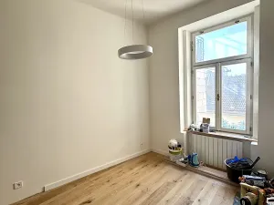 Prodej bytu 1+1, Praha - Smíchov, Holečkova, 36 m2