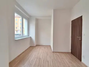 Pronájem bytu 2+kk, Praha - Strašnice, Černokostelecká, 68 m2