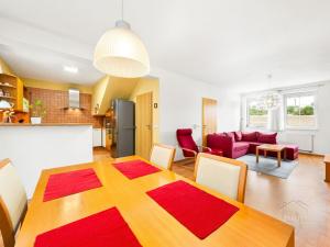 Prodej rodinného domu, Hovorčovice, U Rybníka, 115 m2