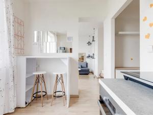Prodej bytu 2+kk, Praha, Peroutkova, 32 m2