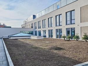 Pronájem kanceláře, Praha - Holešovice, Veletržní, 375 m2