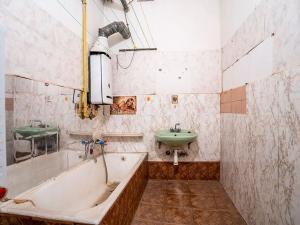 Prodej rodinného domu, Hostinné, Poštovní, 438 m2