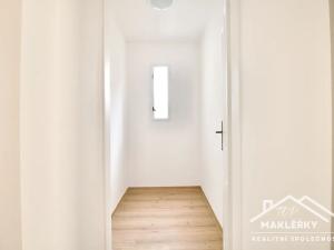 Pronájem bytu 2+kk, Kolín, Karlovo náměstí, 58 m2