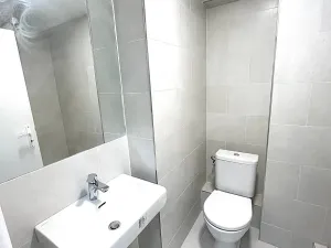 Pronájem bytu 1+kk, Praha - Radotín, Vrážská, 28 m2
