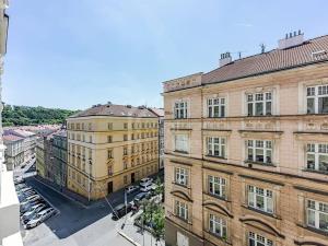 Prodej bytu 2+kk, Praha - Smíchov, Kmochova, 53 m2