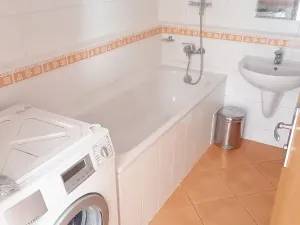 Pronájem bytu 2+kk, Praha - Strašnice, Názovská, 65 m2