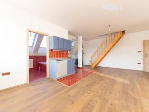 Pronájem atypického bytu, Jilemnice, Masarykovo náměstí, 66 m2