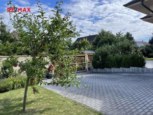 Prodej rodinného domu, Mukařov, Zvonečková, 230 m2