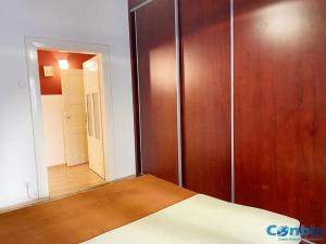 Pronájem bytu 2+kk, Praha - Holešovice, U Uranie, 37 m2