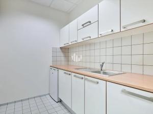 Pronájem kanceláře, Praha - Nusle, Na strži, 906 m2